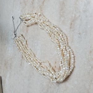 😍Faux Seed Pearl Eight Strand Necklace 15-18.5 Inches😍NWOT